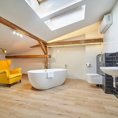 Centrum Bed & Breakfast Gdynia